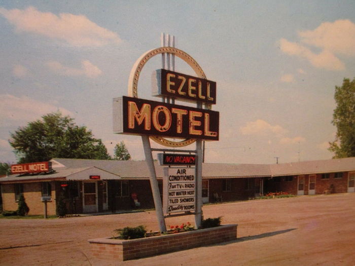Ezell Motel - Old Postcard View